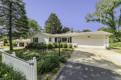 22078 Woodhenge, Mattawan, MI 49071