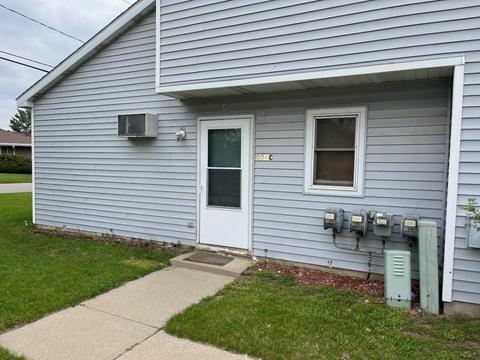 904 E Mcdevitt #C & C 3, Jackson, MI 49203