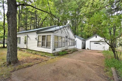 3301 Wolf Lk, Baldwin, MI 49304