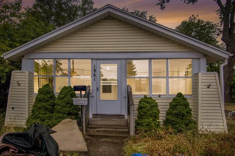 1961 Henry, Muskegon, MI 49441