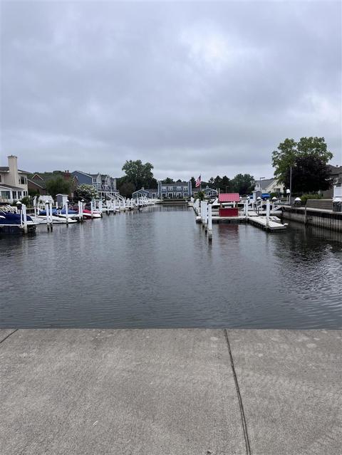 2525 Bay Pointe #64, Update, MI 49085 photo 3