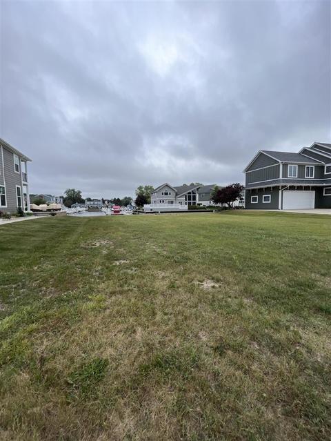 2525 Bay Pointe #64, Update, MI 49085 photo 2