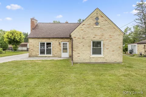 4032 Leonard, Grand Rapids, MI 49534