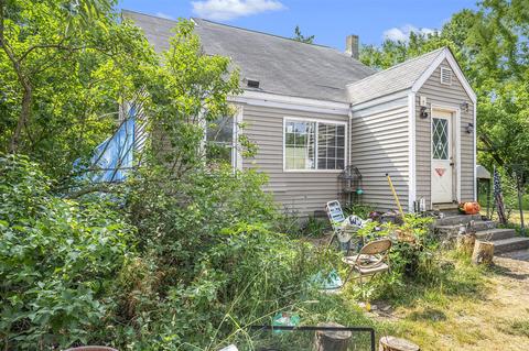 405 N Pine St, Breedsville, MI 49027