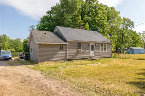 2425 W 12th, White Cloud, MI 49349 photo 3