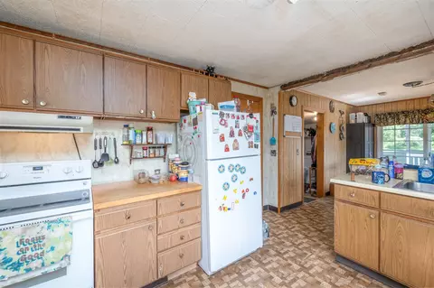 2425 W 12th, White Cloud, MI 49349 photo 2