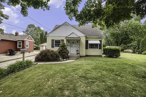 2502 De Laat, Wyoming, MI 49519
