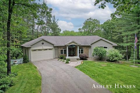 5119 Streamside, Rockford, MI 49341