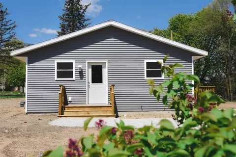 100 W Bronson, Decatur, MI 49045