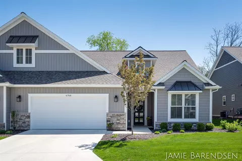 6768 Creekside Vw, Grand Rapids, MI 49508