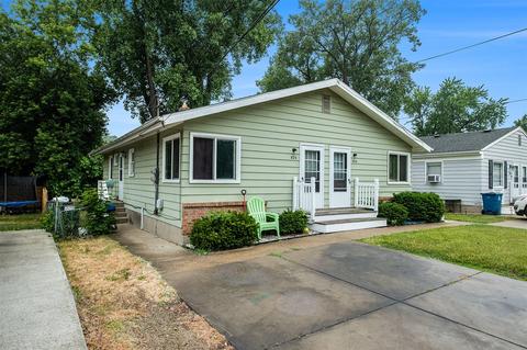 824-826 Cutler, Wyoming, MI 49509