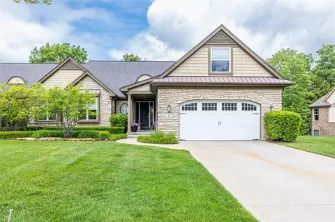 12110 Tullymore Dr, Stanwood, MI 49346