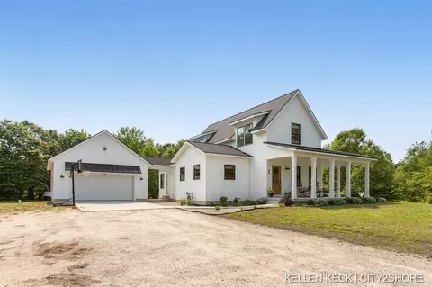 13077 116th, Grand Haven, MI 49417
