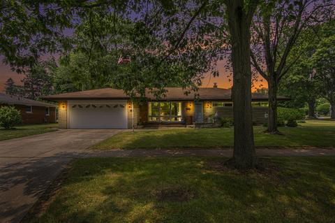 308 Claremont, Buchanan, MI 49107