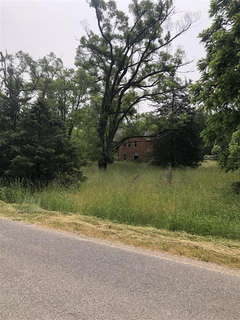 59371 4th, Grand Junction, MI 49056