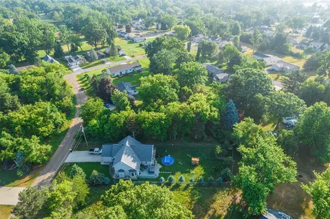 109 Brooks, Brooklyn, MI 49230 photo 7