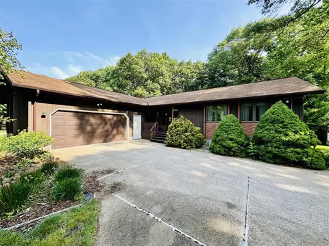 700 E Muskegon, Whitehall, MI 49461
