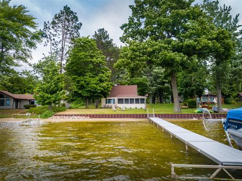 14433 Lake, Leroy, MI 49655