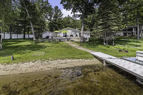440 N Jack Pne, Fountain, MI 49410