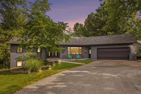 3455 Mason Lk, Grand Rapids, MI 49525