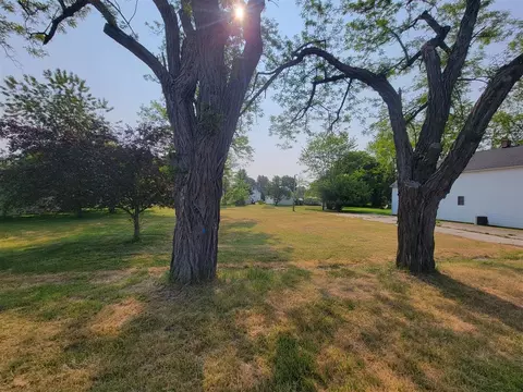 2421 Water, Manistee, MI 49660