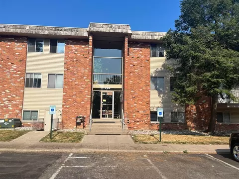 734 W Kilgore #303, Kalamazoo, MI 49008