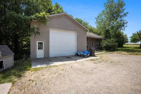 655 Johnson, Ionia, MI 48846 photo 41