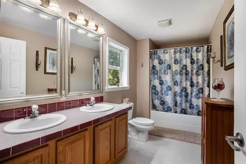 655 Johnson, Ionia, MI 48846 photo 26