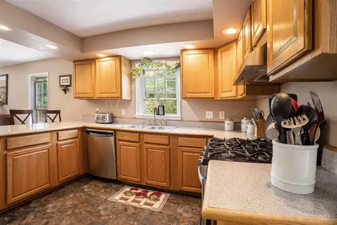 655 Johnson, Ionia, MI 48846 photo 21