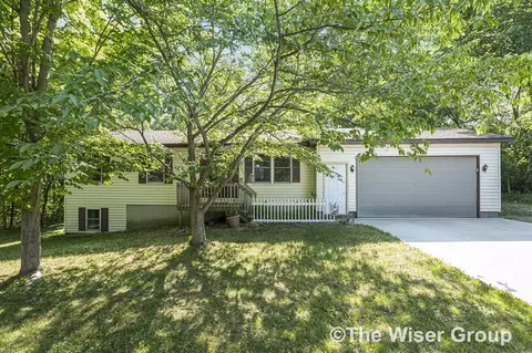 8395 Childsdale, Rockford, MI 49341