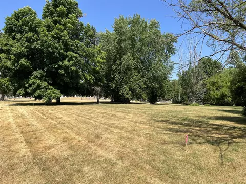 13536 Northland Dr, Cedar Springs, MI 49319
