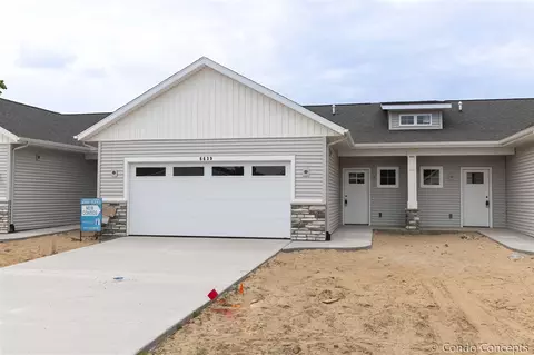 6639 Shoreside, Grand Rapids, MI 49548