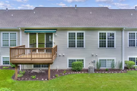 868 Chamberlain, Jackson, MI 49203 photo 31