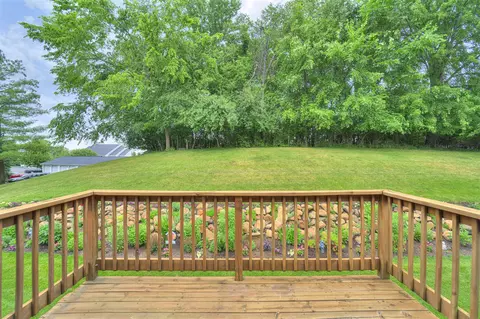 868 Chamberlain, Jackson, MI 49203 photo 11
