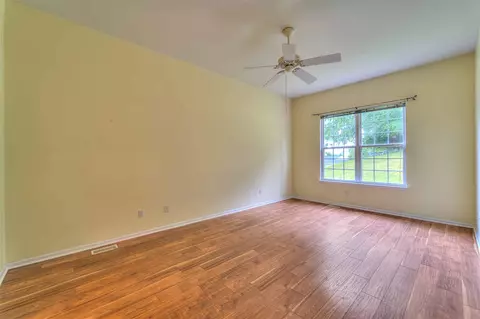 868 Chamberlain, Jackson, MI 49203 photo 16