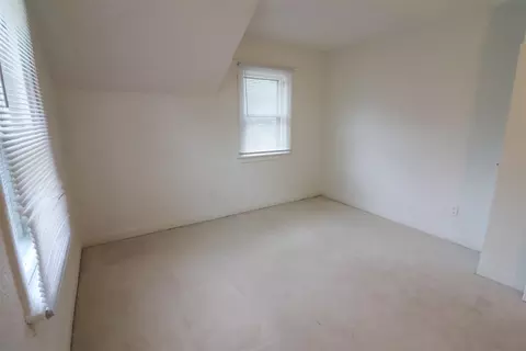 544 Seymour, Jackson, MI 49202 photo 18