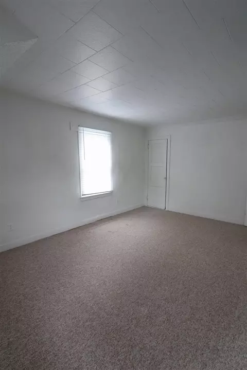 544 Seymour, Jackson, MI 49202 photo 17