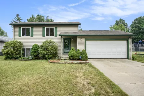 914 Elm, Paw Paw, MI 49079