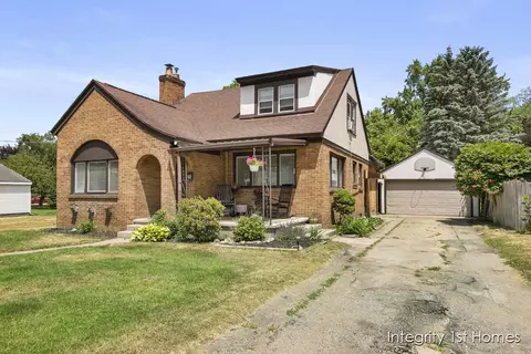 825 Northlawn, Grand Rapids, MI 49505