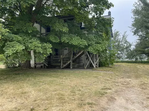 5995 14 Mile, Rockford, MI 49341