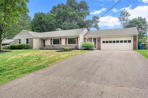2910 Bronson, Kalamazoo, MI 49008