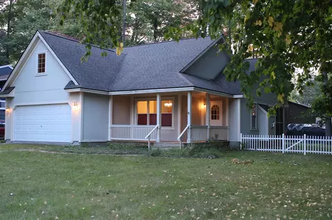 427 Chippewa, Houghton Lake, MI 48651