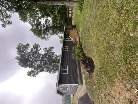 14032 Riverside, Constantine, MI 49042