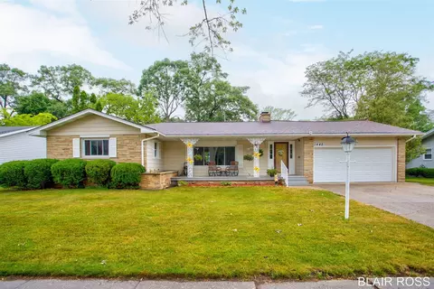 1442 Woodside, Muskegon, MI 49441