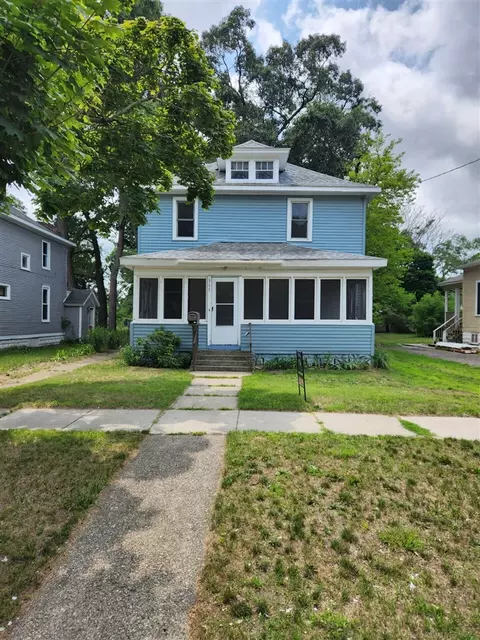 315 W W Frst, Muskegon, MI 49441
