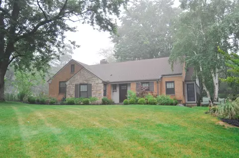 260 Edgehill, Grand Rapids, MI 49546