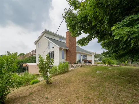 8865 N 48th, Augusta, MI 49012