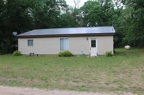 5286 W Jeffers, Irons, MI 49644