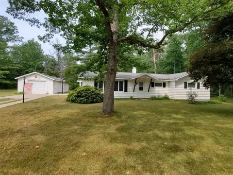 558 N Tippy Dm, Wellston, MI 49689