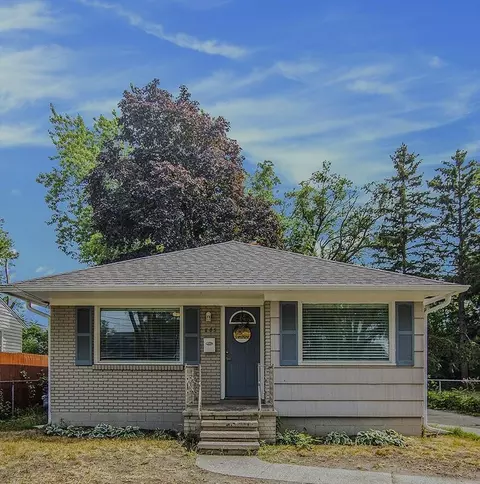 865 Post, Muskegon, MI 49441